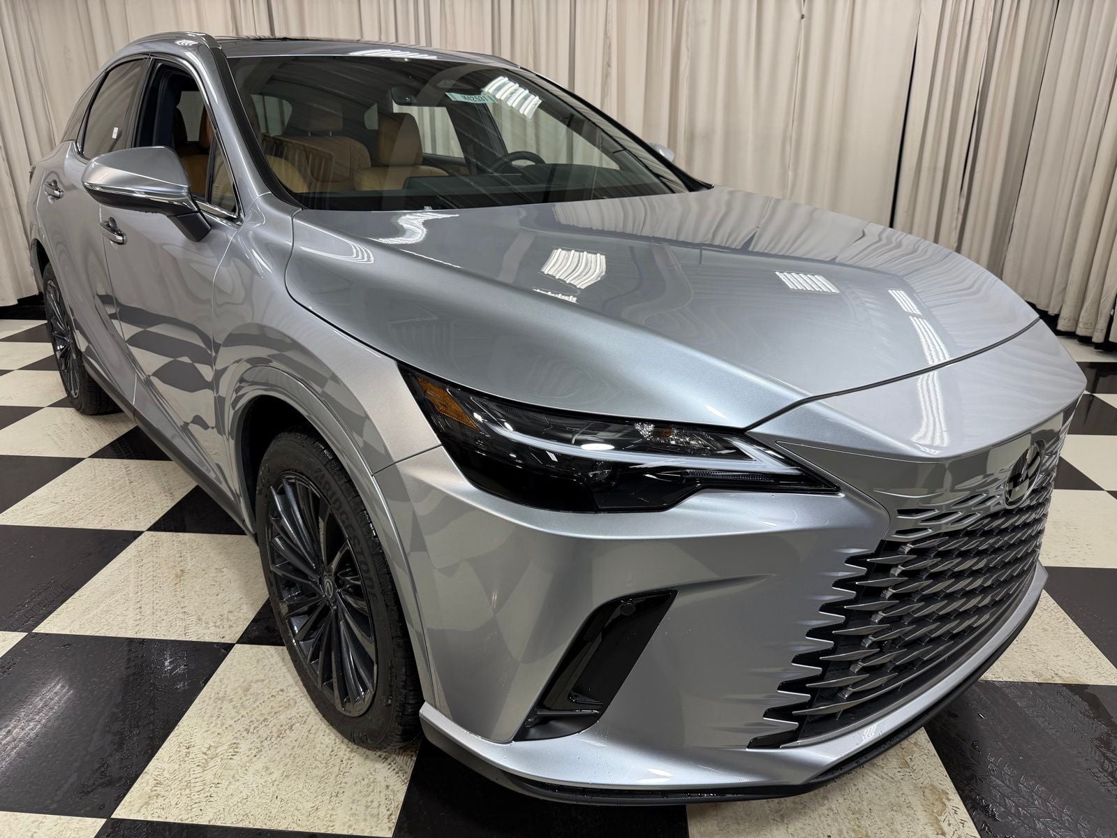 2026 Lexus RX 350h's photo