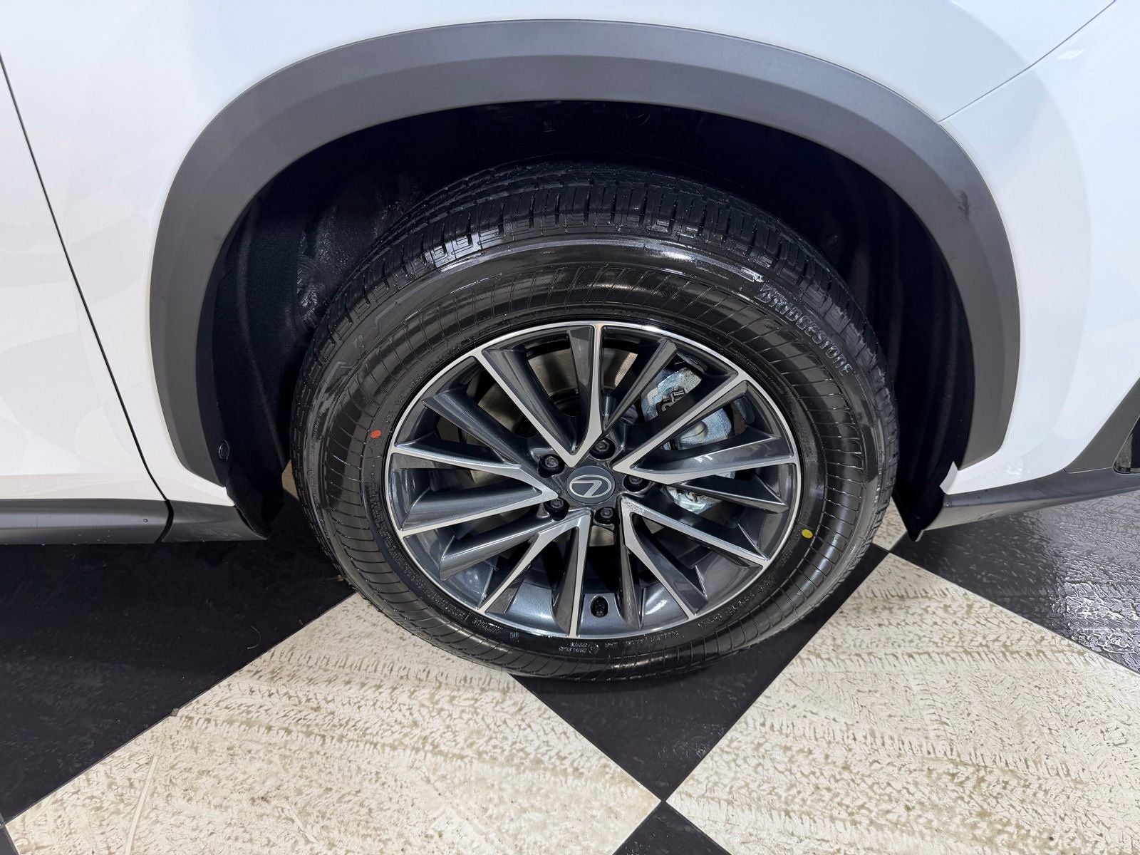 2026 Lexus NX 350 PREMIUM AWD