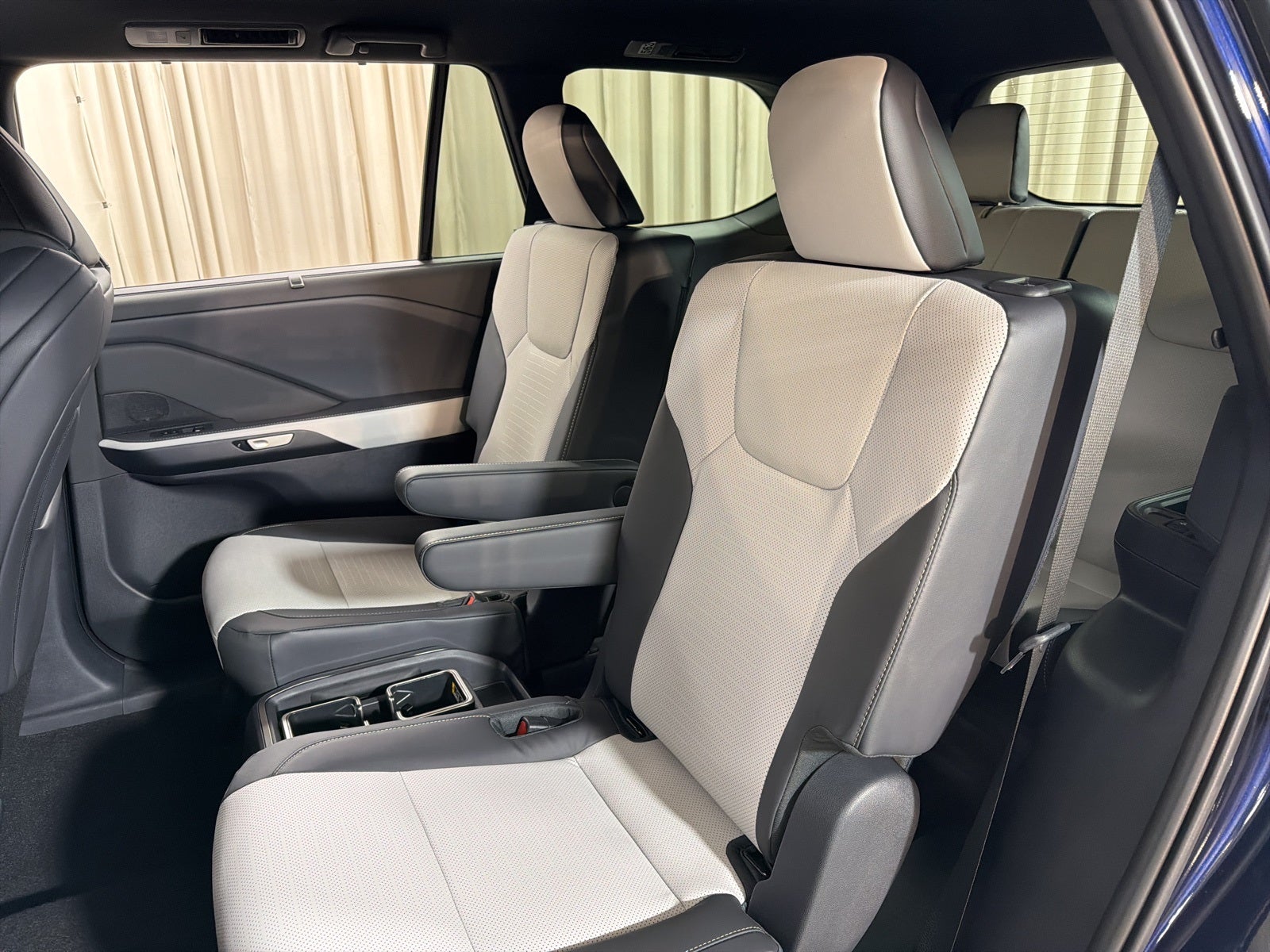 2026 Lexus TX HYBRID TX 500h F SPORT PERFORMANCE PREMIUM AWD