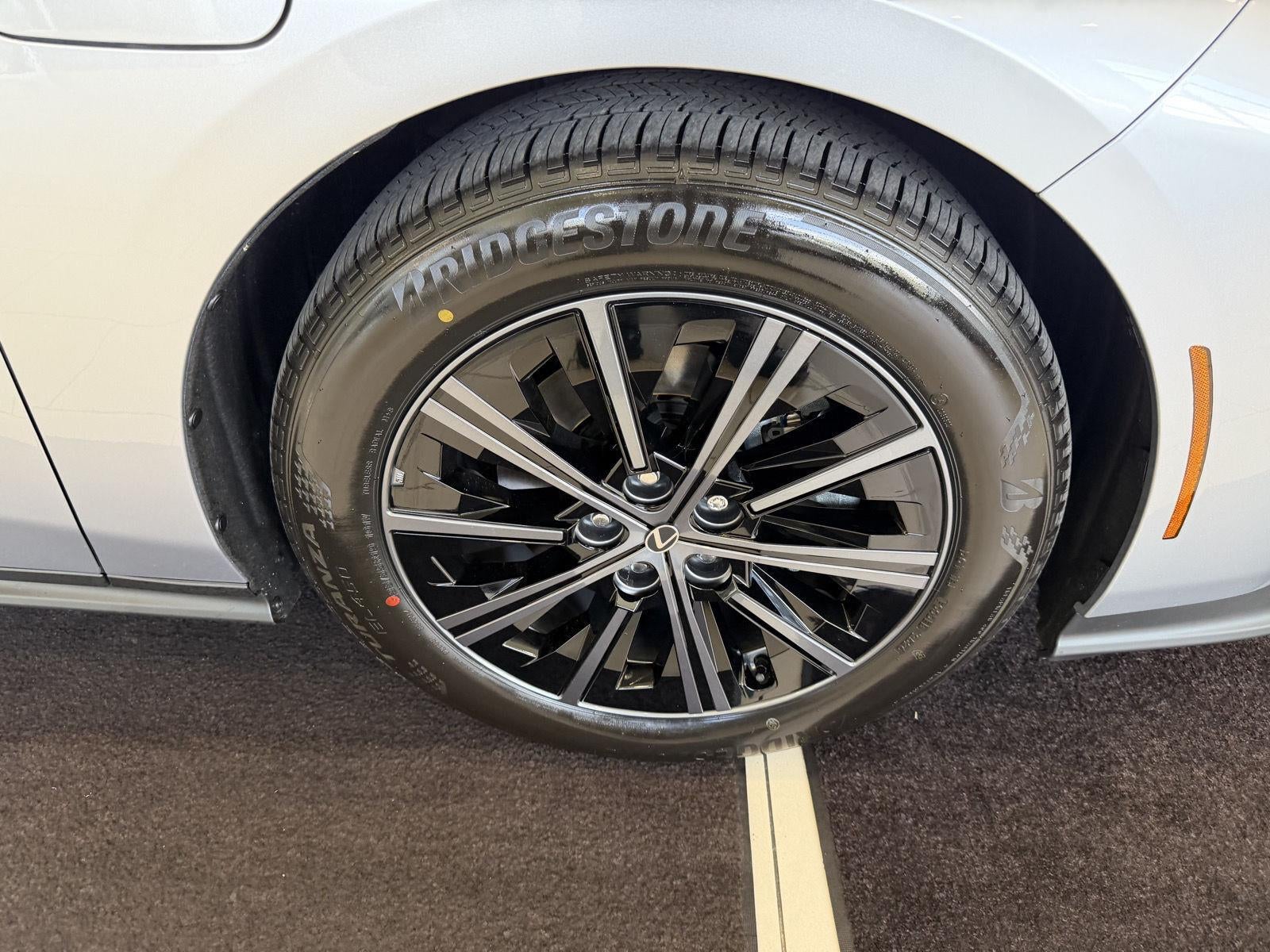 2026 Lexus ES BEV 7