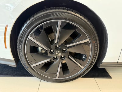 2026 Lexus ESe ES 500e PREMIUM AWD