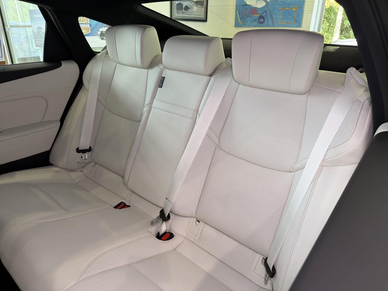 2026 Lexus ES HYBRID ES 350h PREMIUM+ AWD