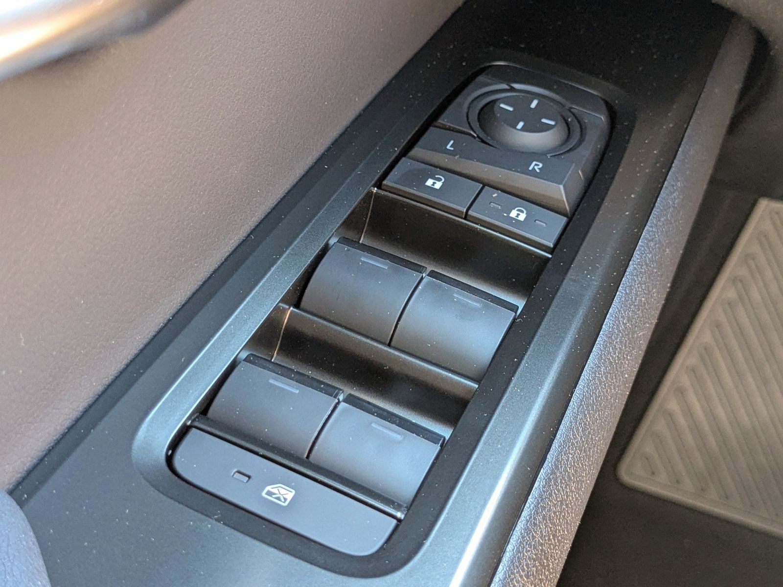2026 Lexus UX HYBRID UX 300h PREMIUM AWD