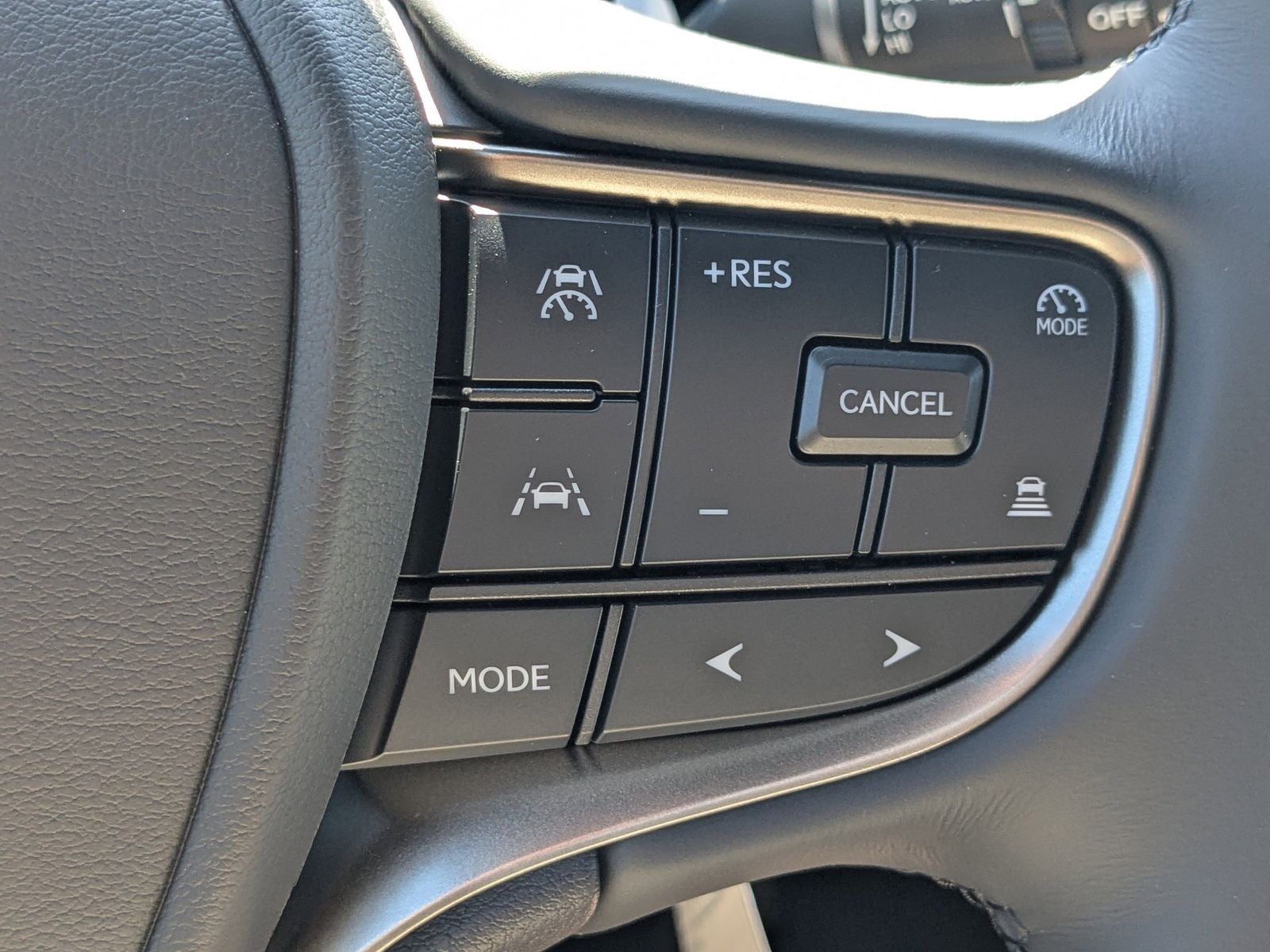 2026 Lexus UX HYBRID UX 300h PREMIUM AWD