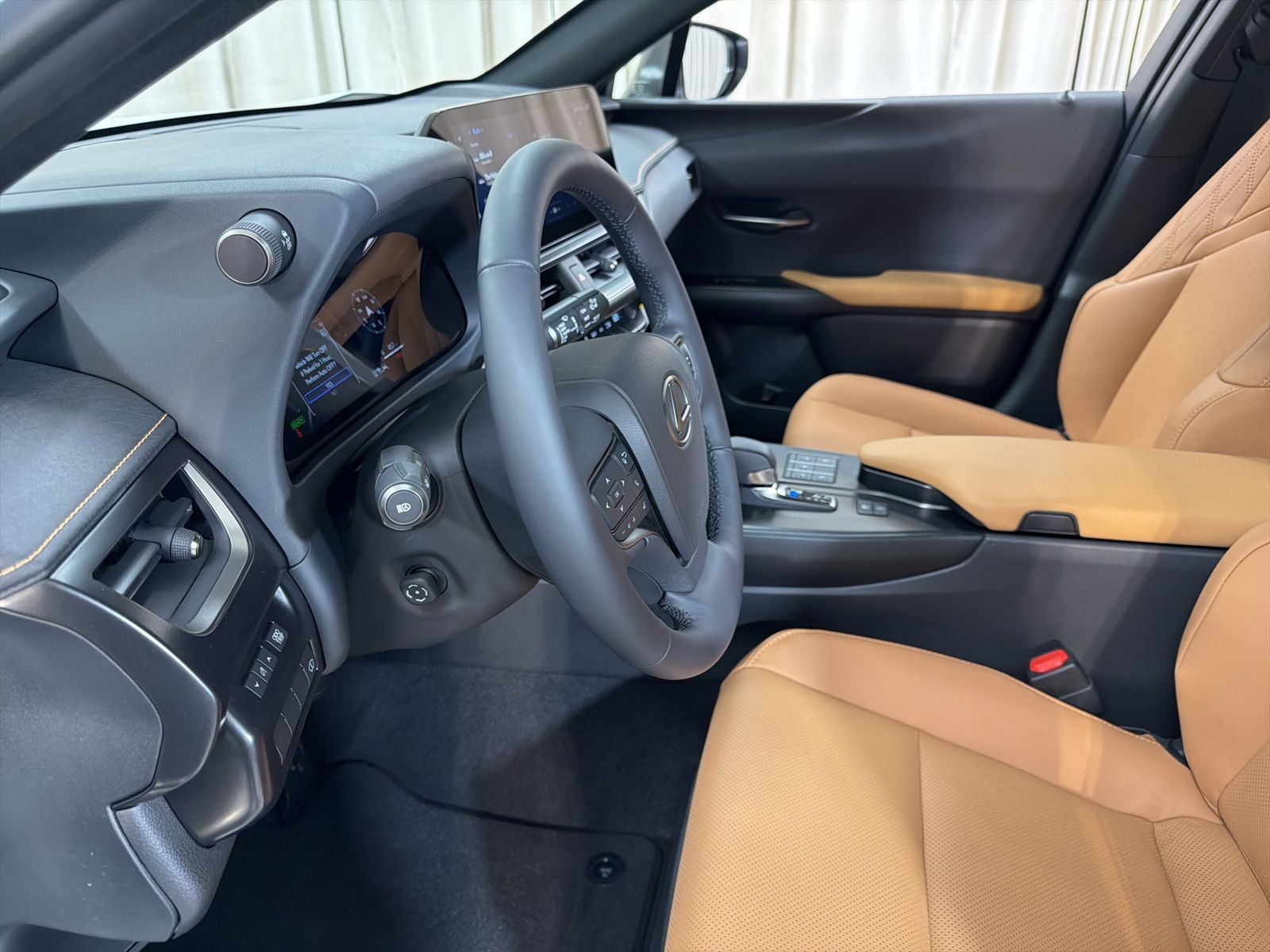 2026 Lexus UX HYBRID UX 300h PREMIUM AWD