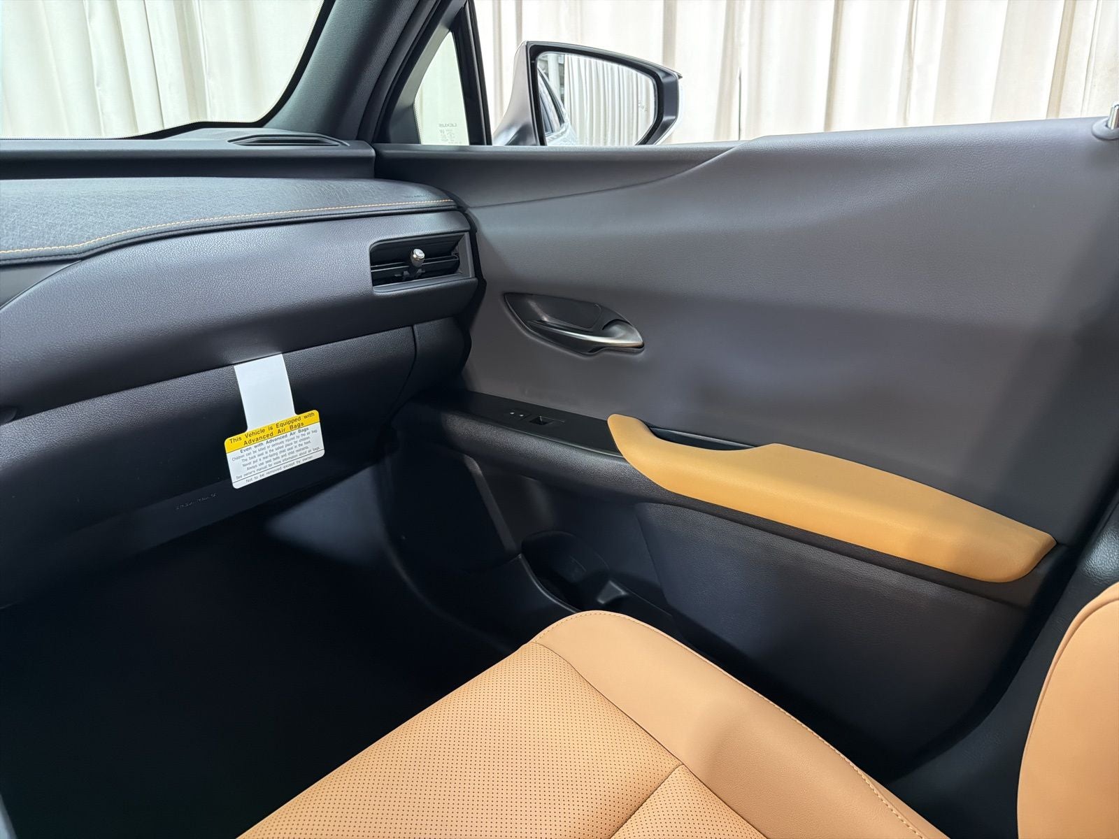 2026 Lexus UX HYBRID UX 300h PREMIUM AWD