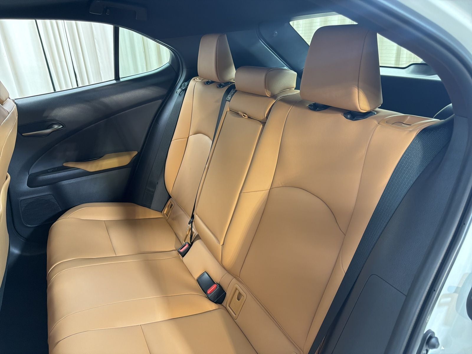 2026 Lexus UX HYBRID UX 300h PREMIUM AWD