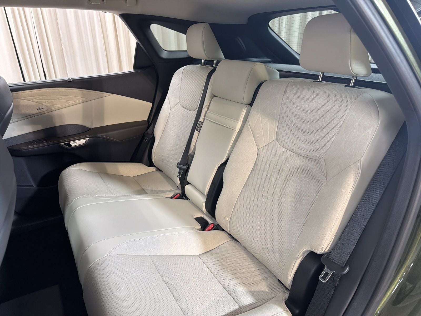 2026 Lexus RX PLUG-IN HYBRID ELECTRIC VEHICLE RX 450h+ LUXURY AWD