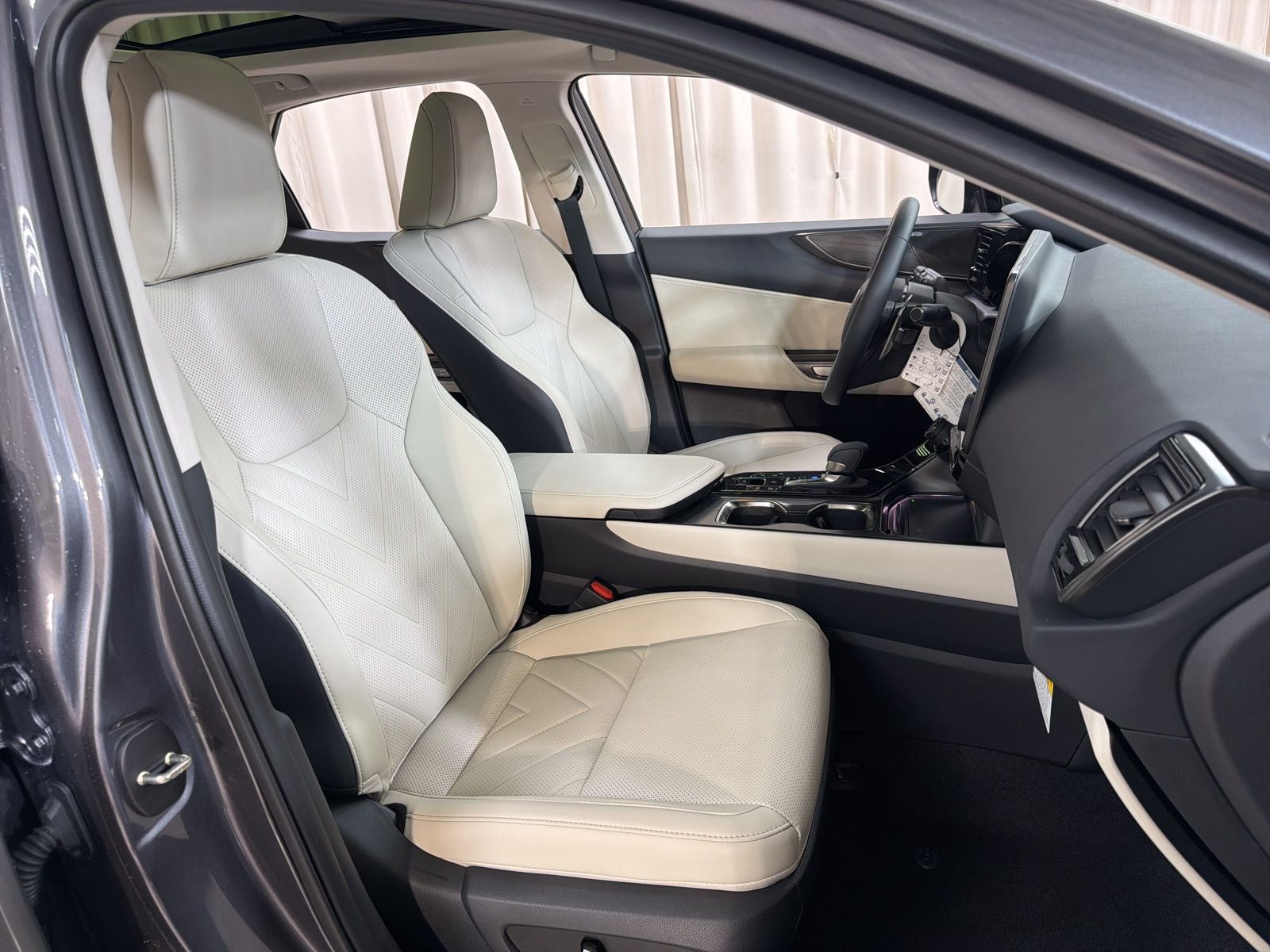 2026 Lexus NX PLUG-IN HYBRID ELECTRIC VEHICLE NX 450h+ LUXURY AWD