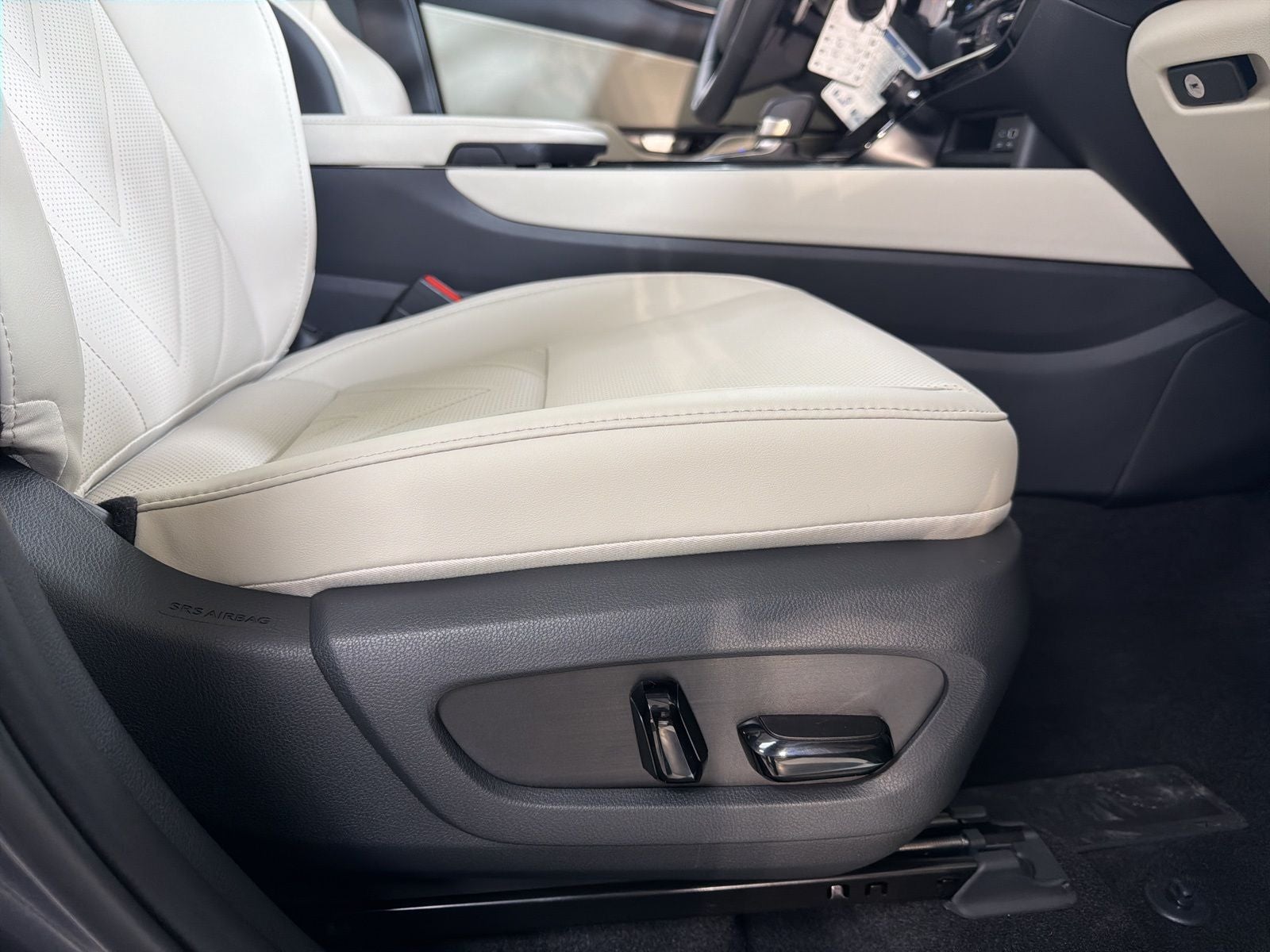 2026 Lexus NX PLUG-IN HYBRID ELECTRIC VEHICLE NX 450h+ LUXURY AWD