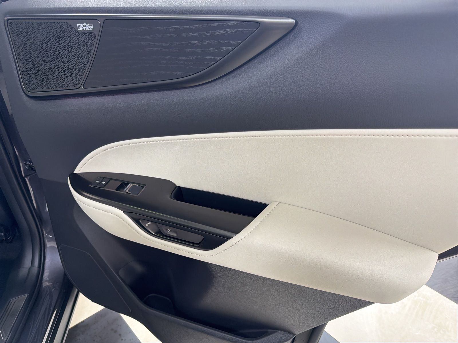 2026 Lexus NX PLUG-IN HYBRID ELECTRIC VEHICLE NX 450h+ LUXURY AWD