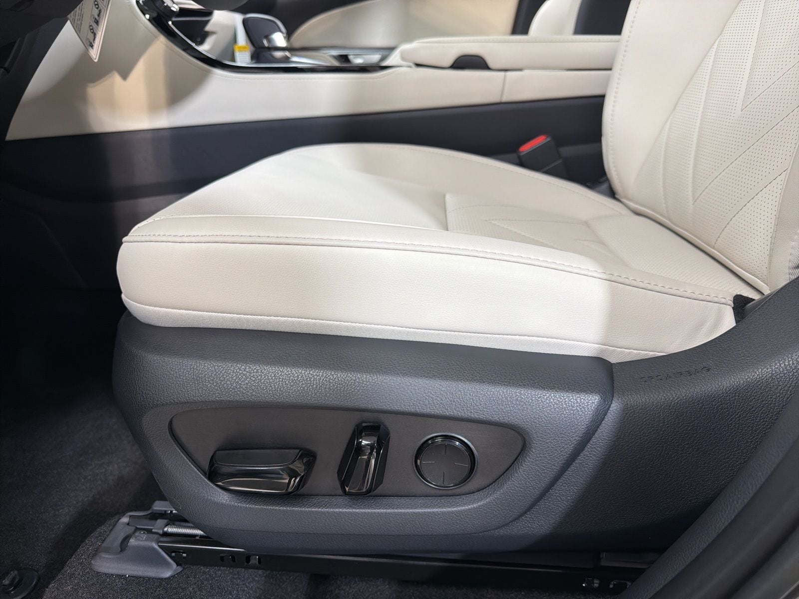 2026 Lexus NX PLUG-IN HYBRID ELECTRIC VEHICLE NX 450h+ LUXURY AWD