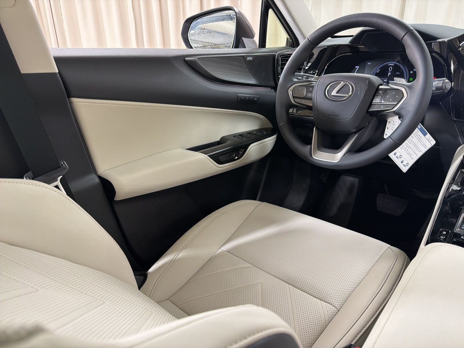 2026 Lexus NX PLUG-IN HYBRID ELECTRIC VEHICLE NX 450h+ LUXURY AWD