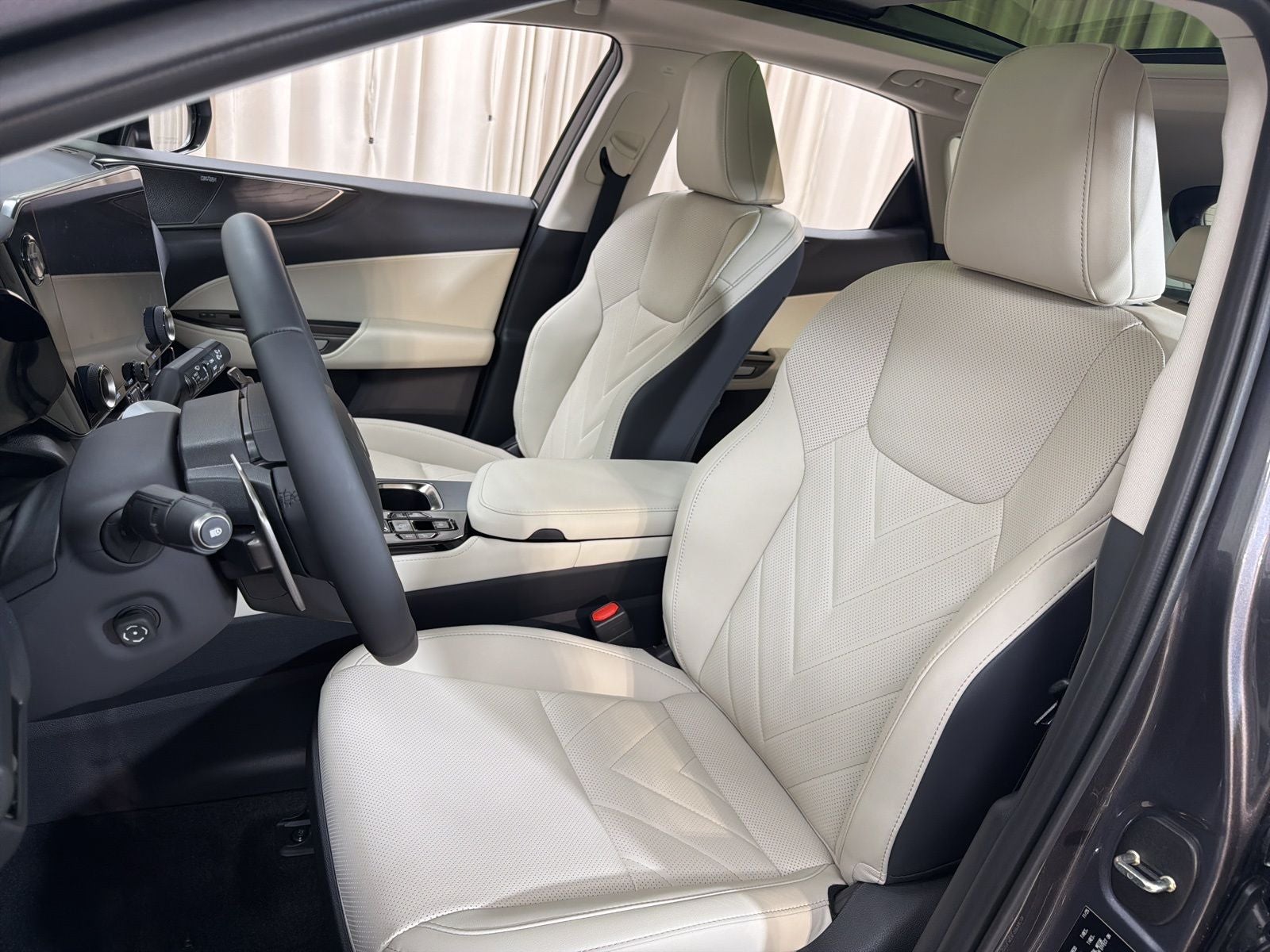 2026 Lexus NX PLUG-IN HYBRID ELECTRIC VEHICLE NX 450h+ LUXURY AWD