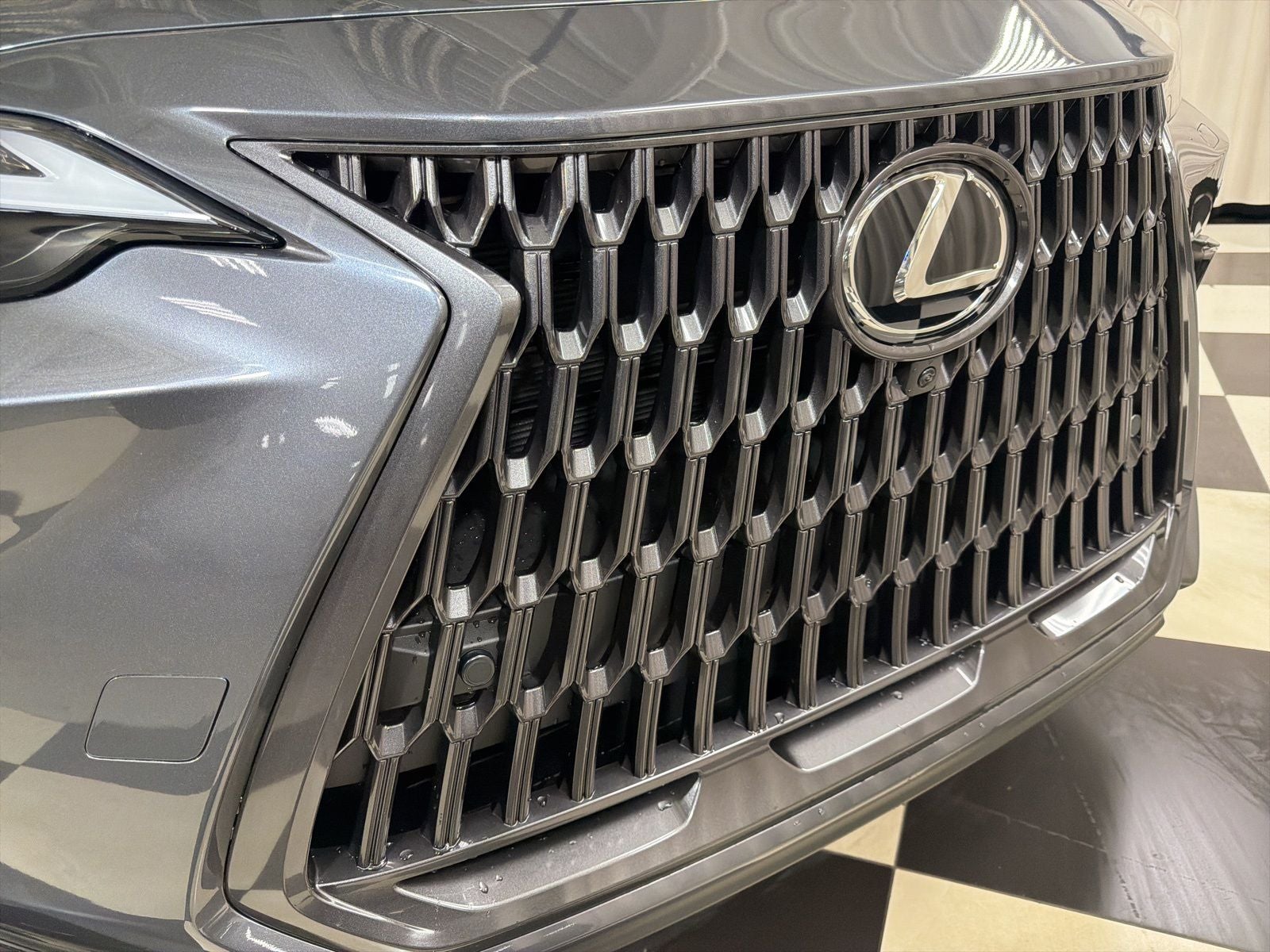 2026 Lexus NX PLUG-IN HYBRID ELECTRIC VEHICLE NX 450h+ LUXURY AWD