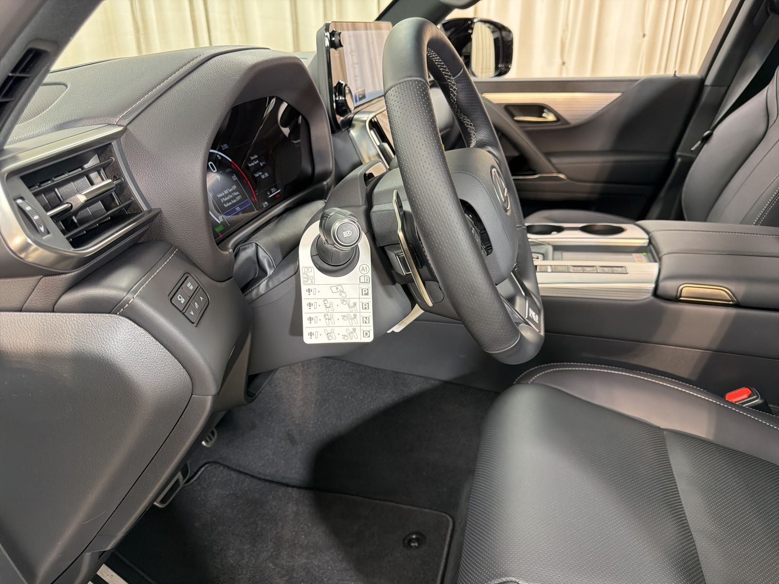 2026 Lexus LX HYBRID LX 700h F SPORT HANDLING