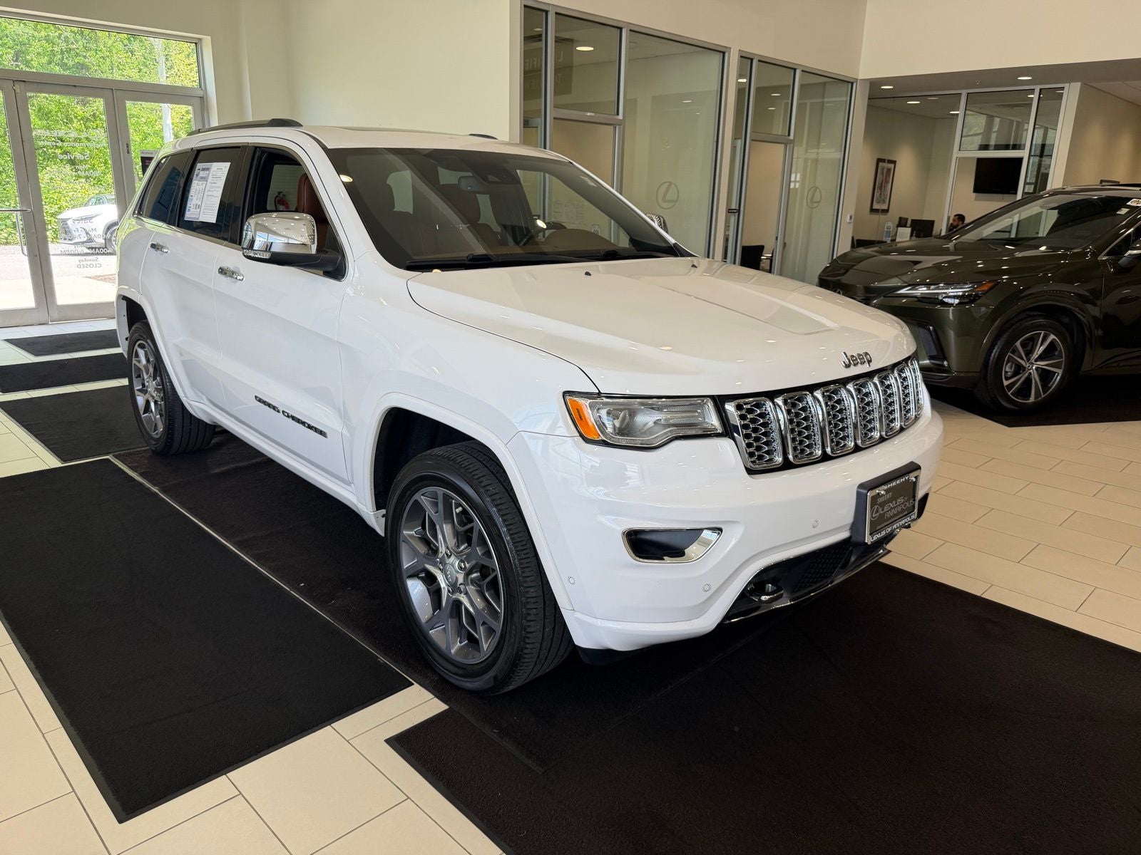 2020 Jeep Grand Cherokee Overland