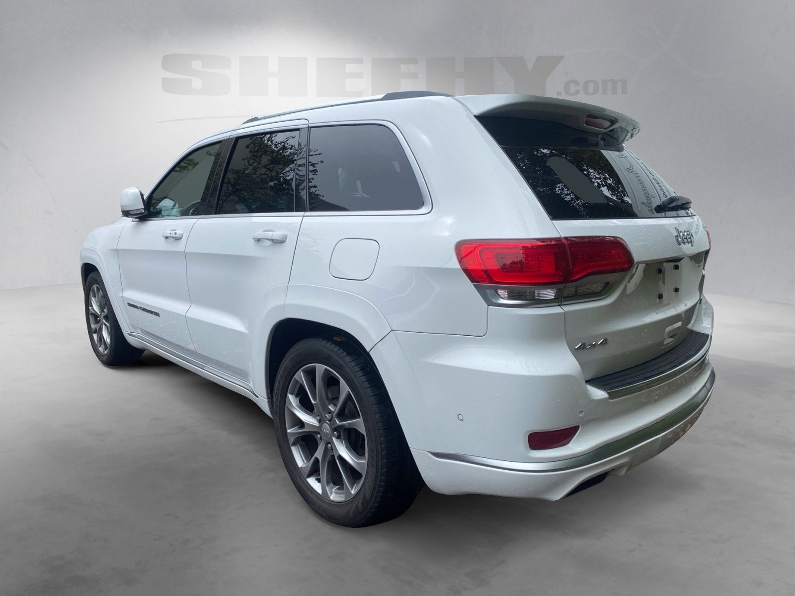 2021 Jeep Grand Cherokee Summit