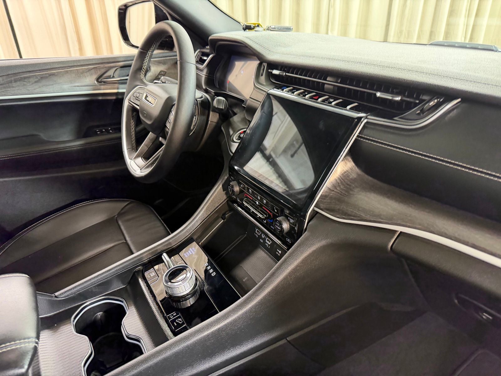 2025 Jeep Grand Cherokee 4xe
