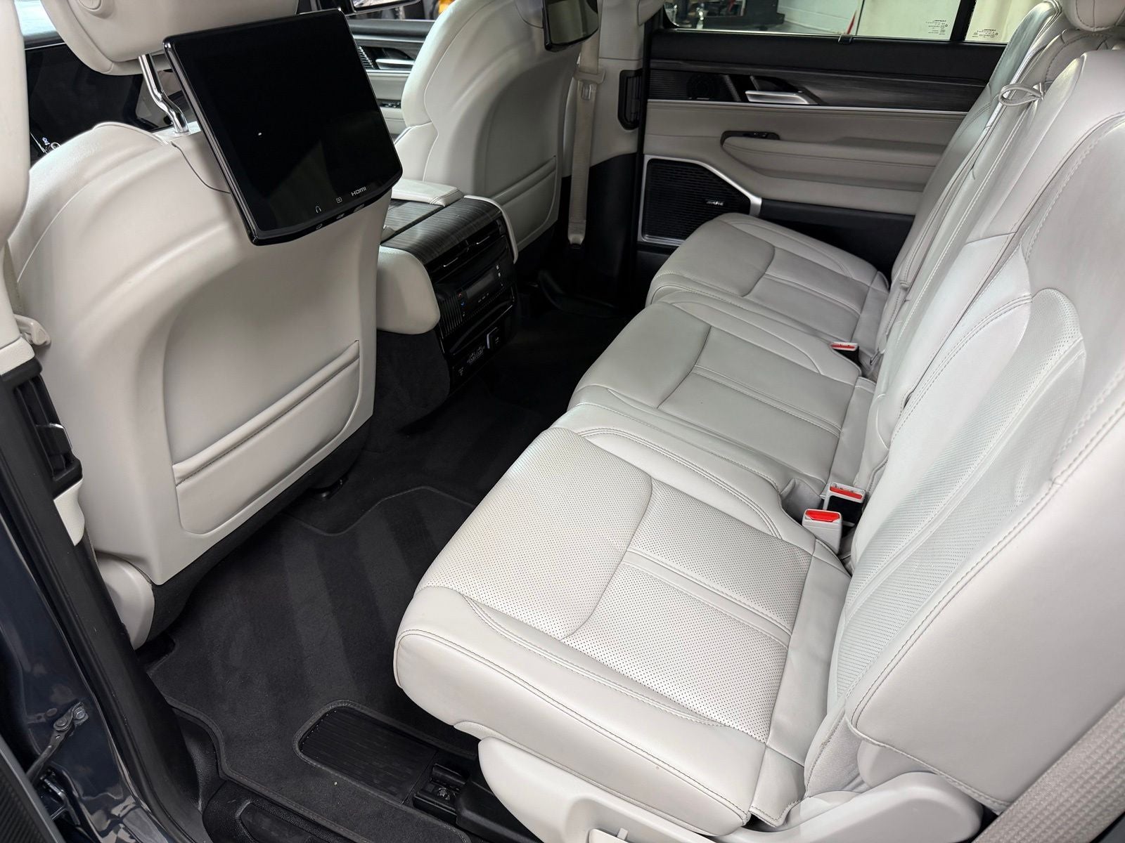 2023 Jeep Wagoneer Series II
