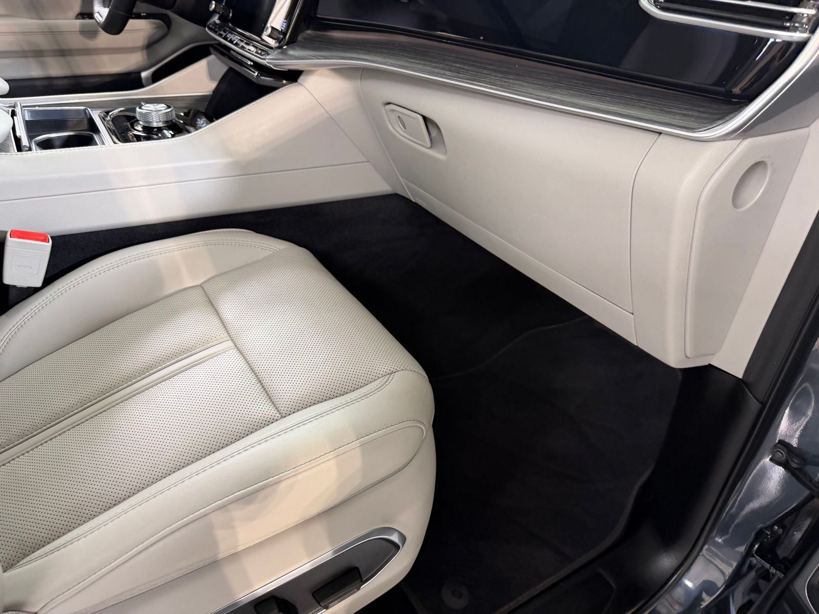 2023 Jeep Wagoneer Series II