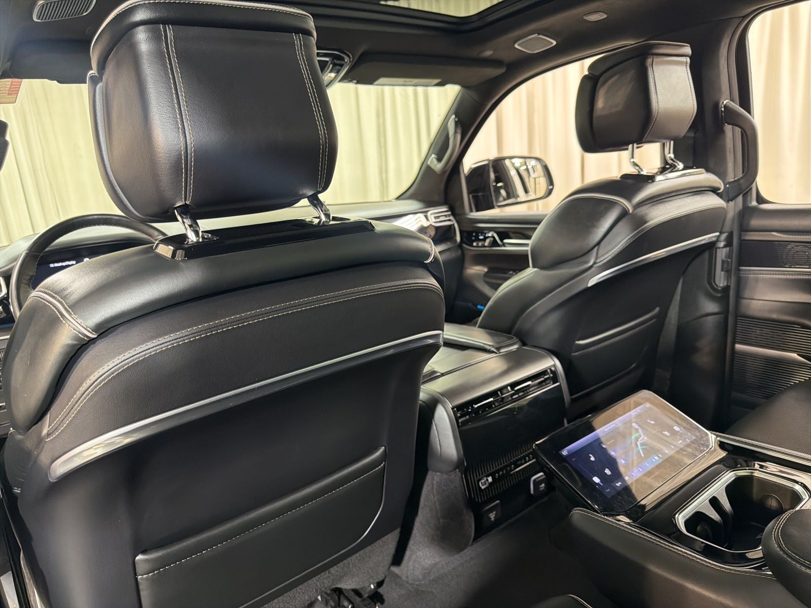 2024 Jeep Grand Wagoneer Series II - Photo 56