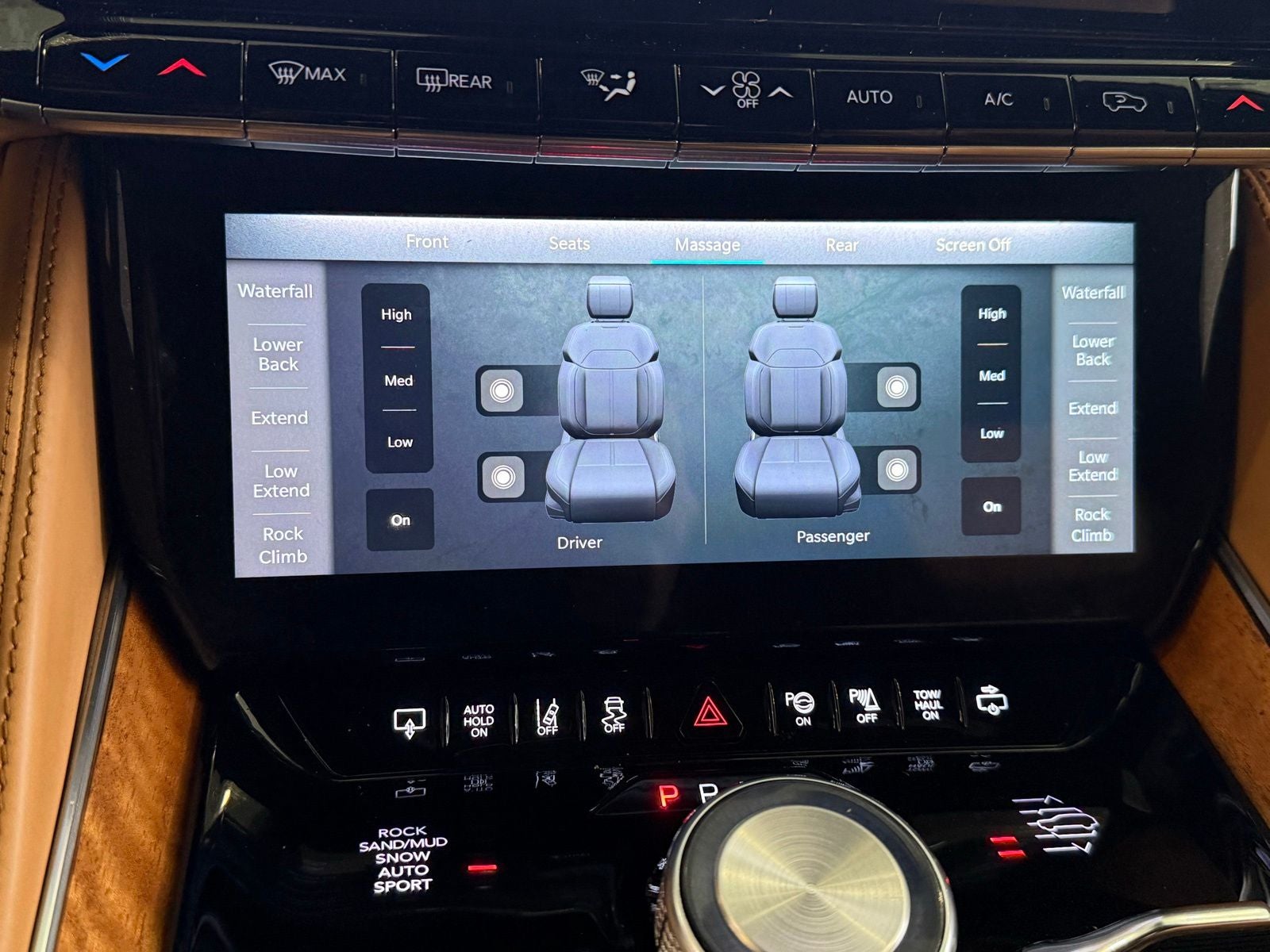 2022 Jeep Grand Wagoneer Series III