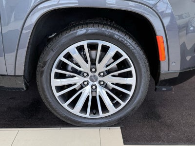 2022 Jeep Grand Wagoneer Series III