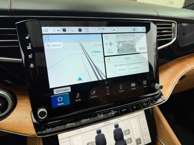 2022 Jeep Grand Wagoneer Series III