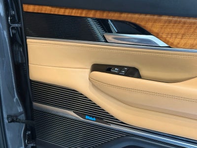 2022 Jeep Grand Wagoneer Series III