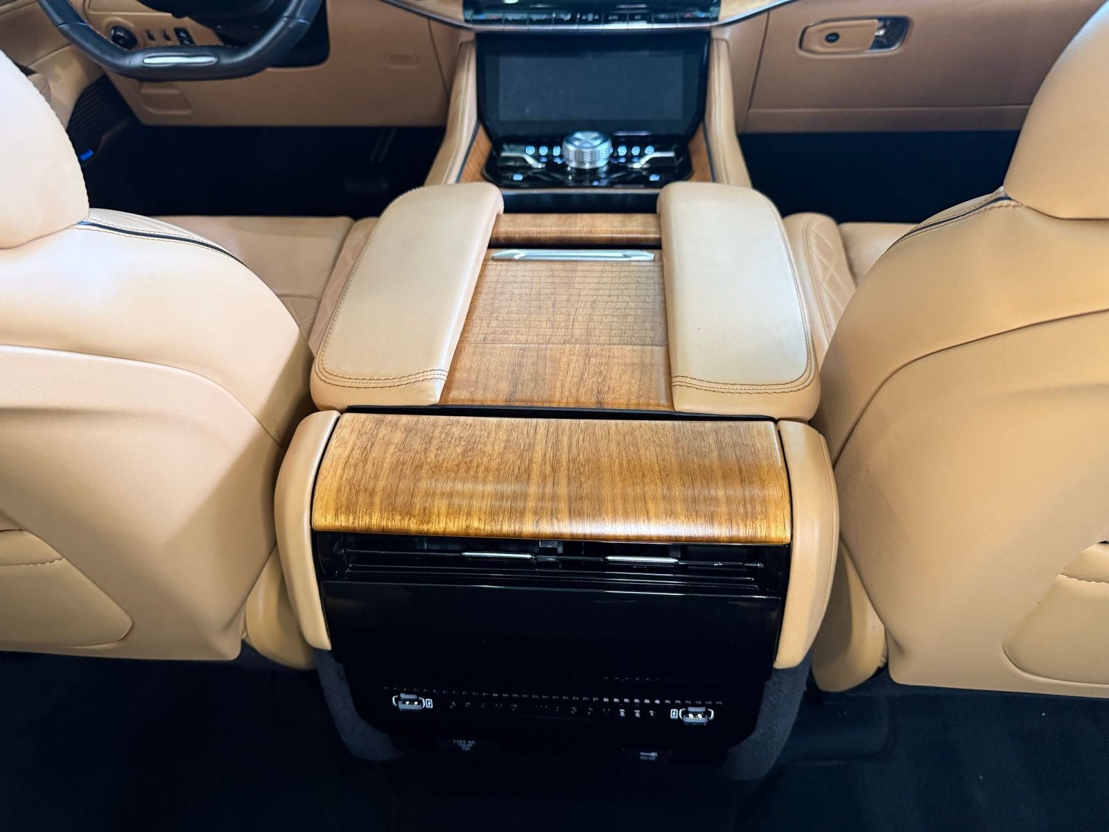 2022 Jeep Grand Wagoneer Series III