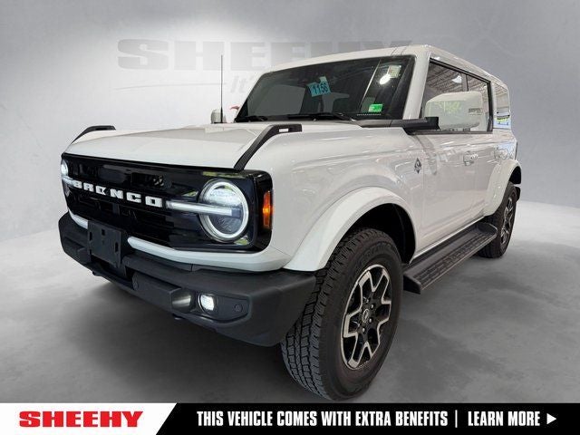 2025 Ford Bronco Outer Banks 4x4's photo