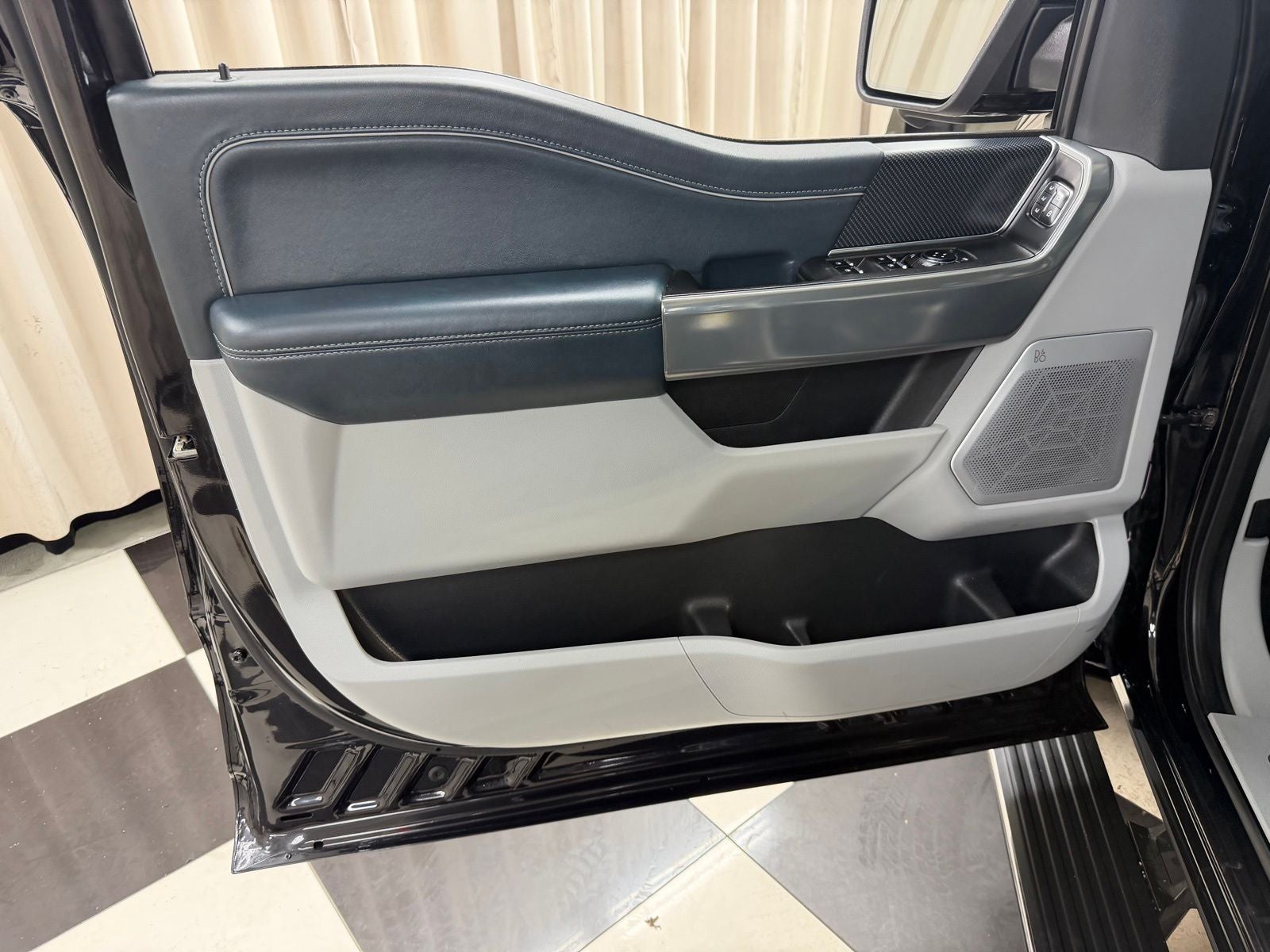 2023 Ford F-150 Limited - Photo 30