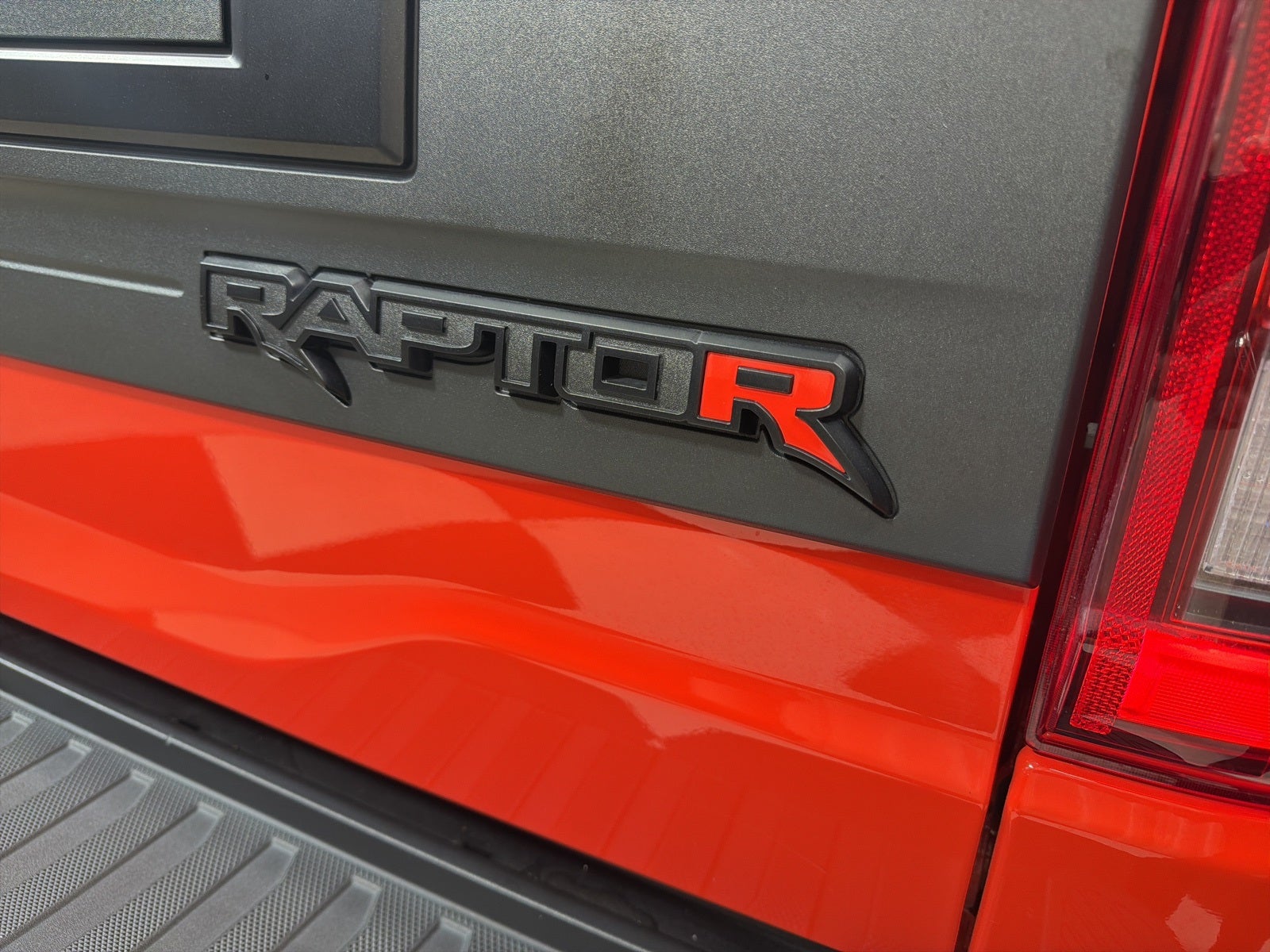 2023 Ford F-150 Raptor R