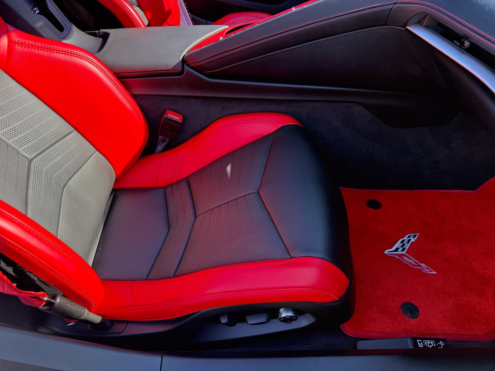 2022 Chevrolet Corvette Stingray 2LT