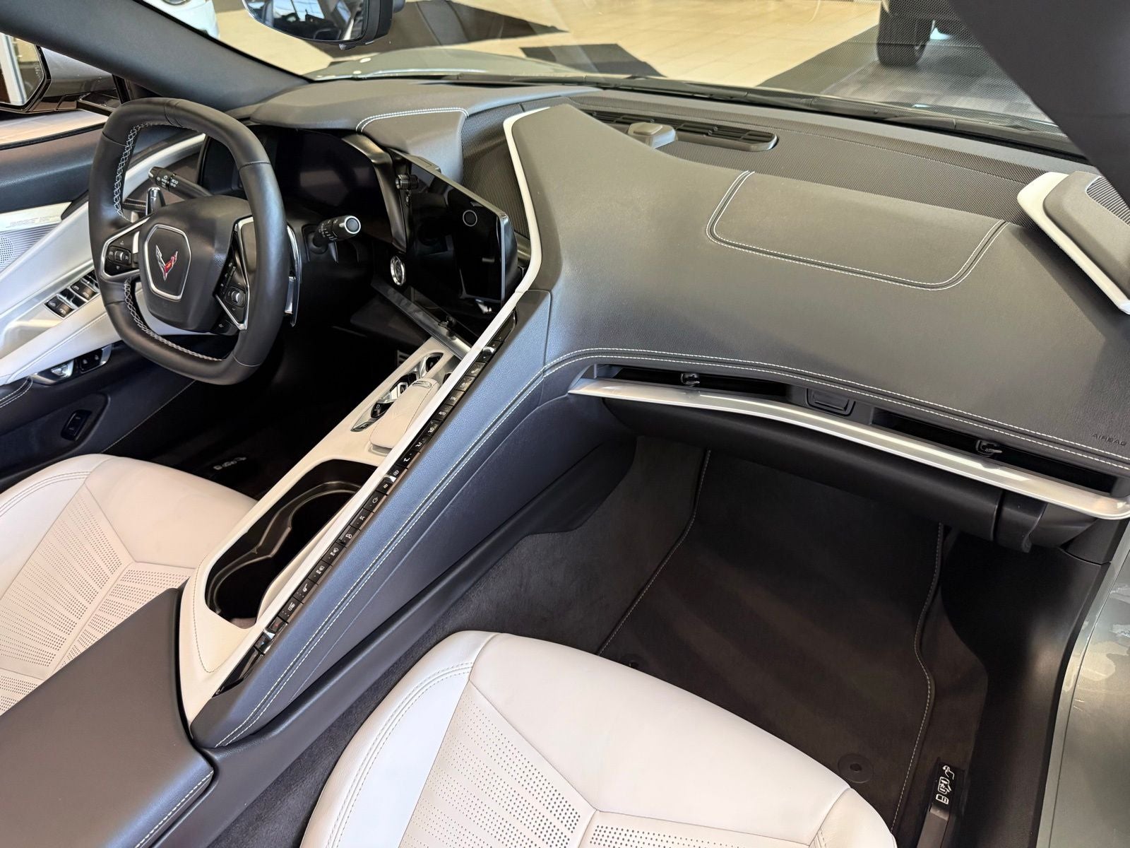 2024 Chevrolet Corvette Stingray 2LT