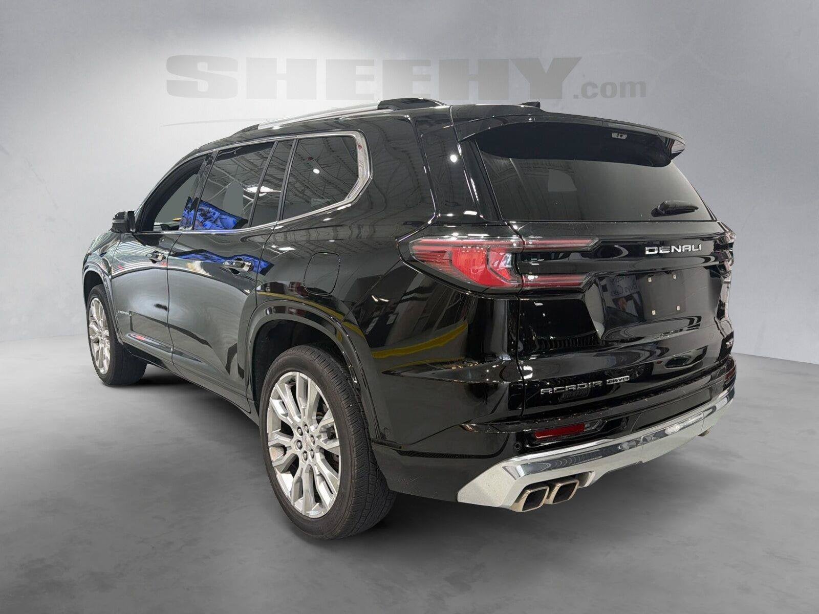 2024 GMC Acadia Denali