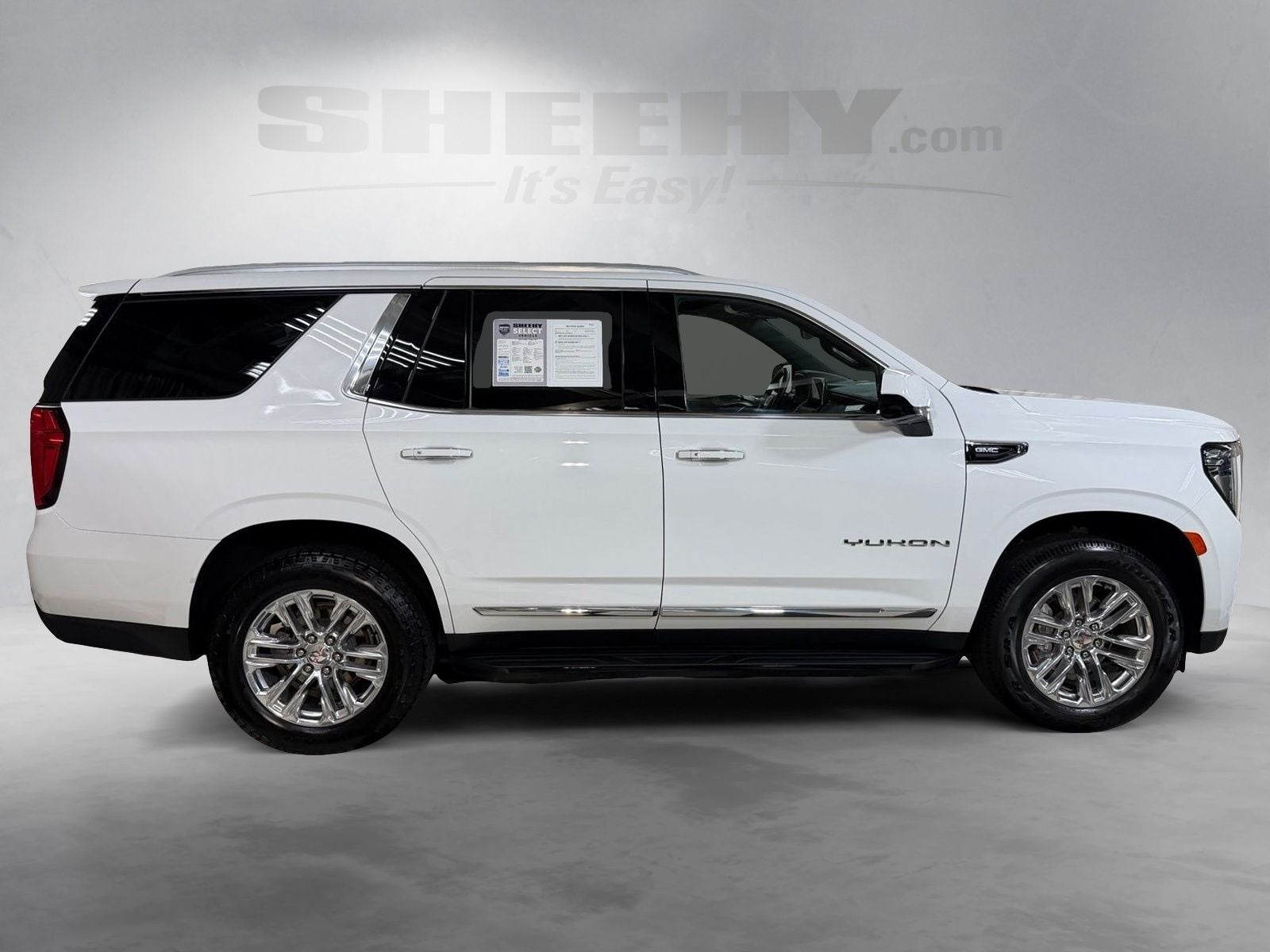 2023 GMC Yukon SLT