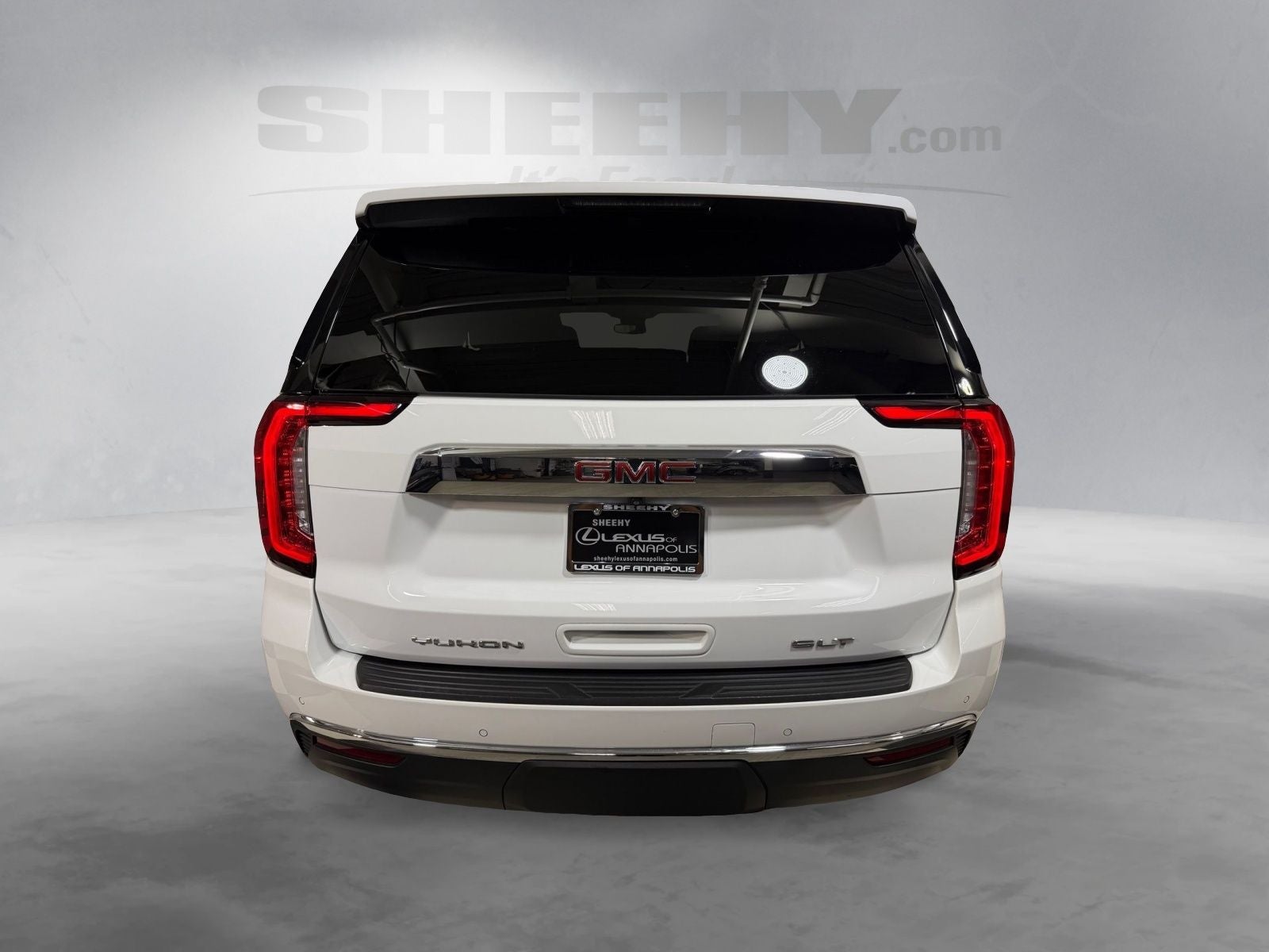 2023 GMC Yukon SLT