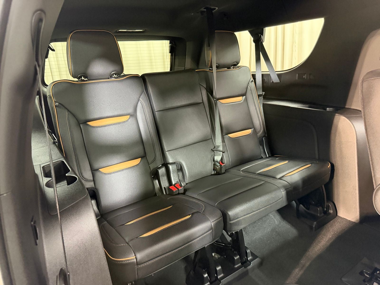 2023 GMC Yukon XL AT4