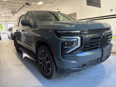 2025 Chevrolet Suburban RST