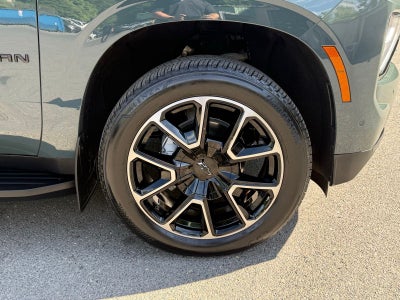 2025 Chevrolet Suburban RST