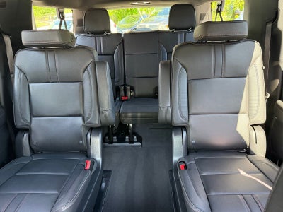 2025 Chevrolet Suburban RST