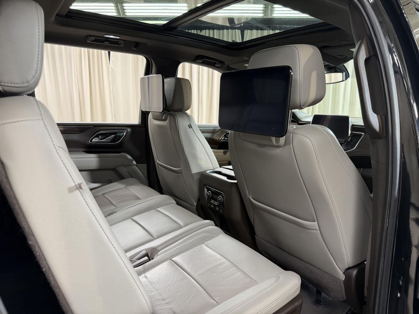 2022 Chevrolet Suburban LT