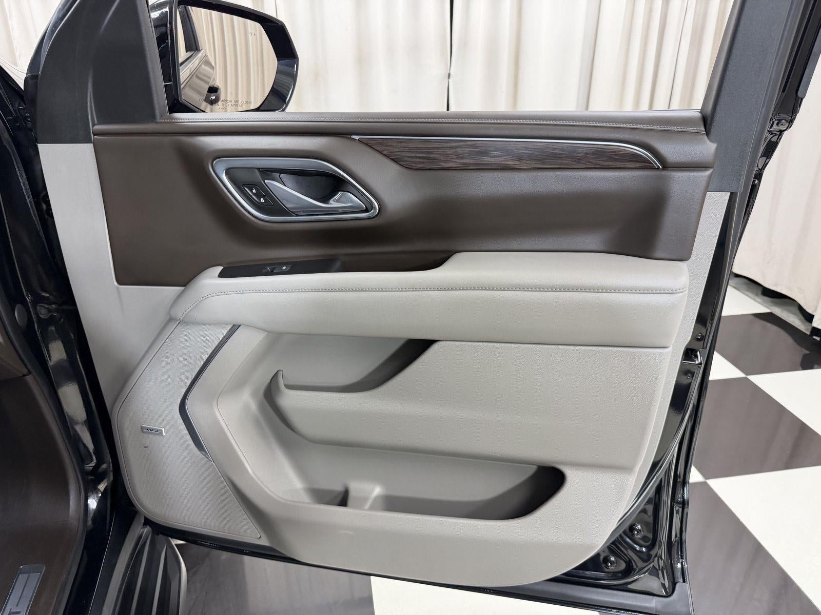 2022 Chevrolet Suburban LT