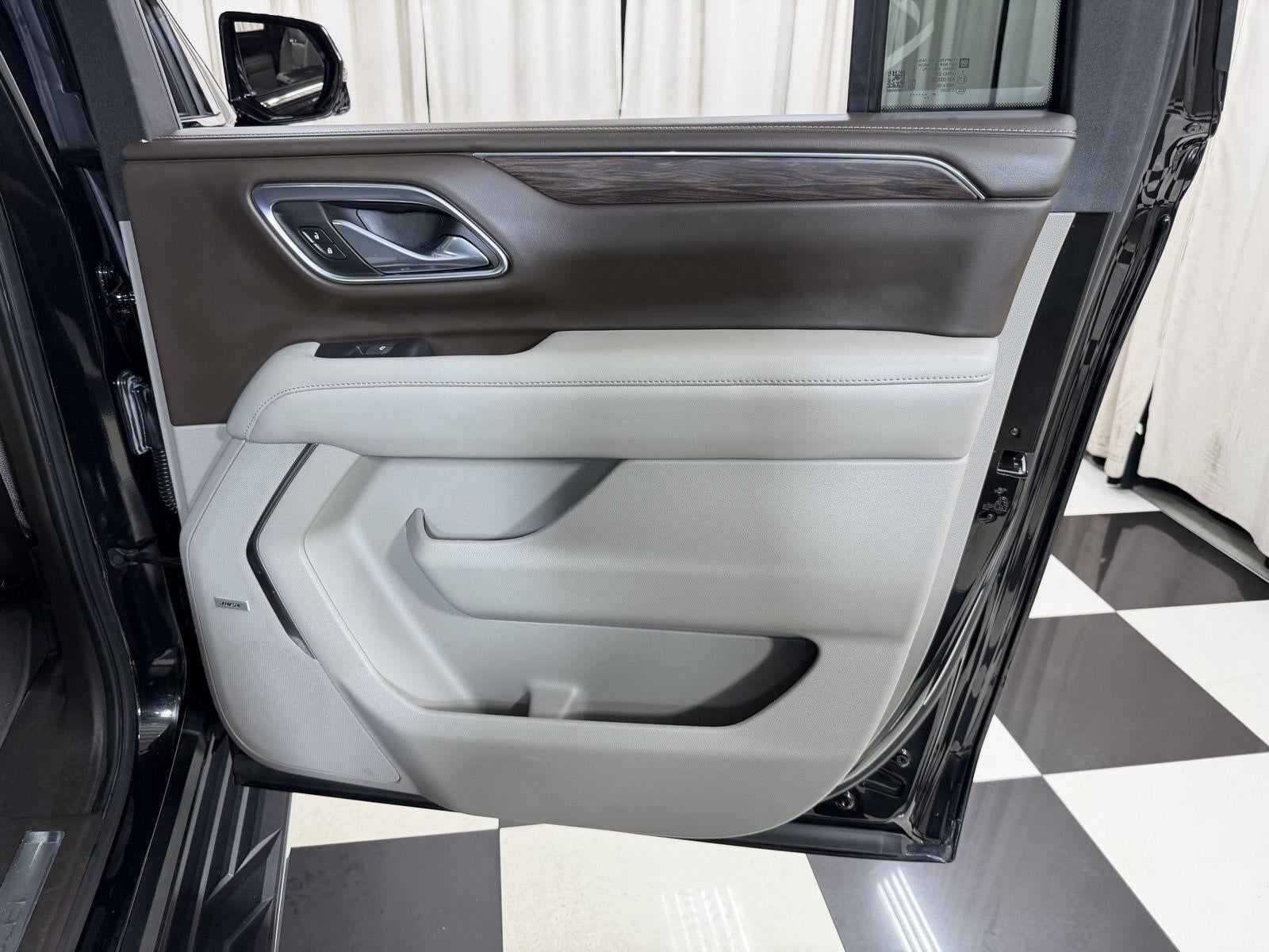 2022 Chevrolet Suburban LT