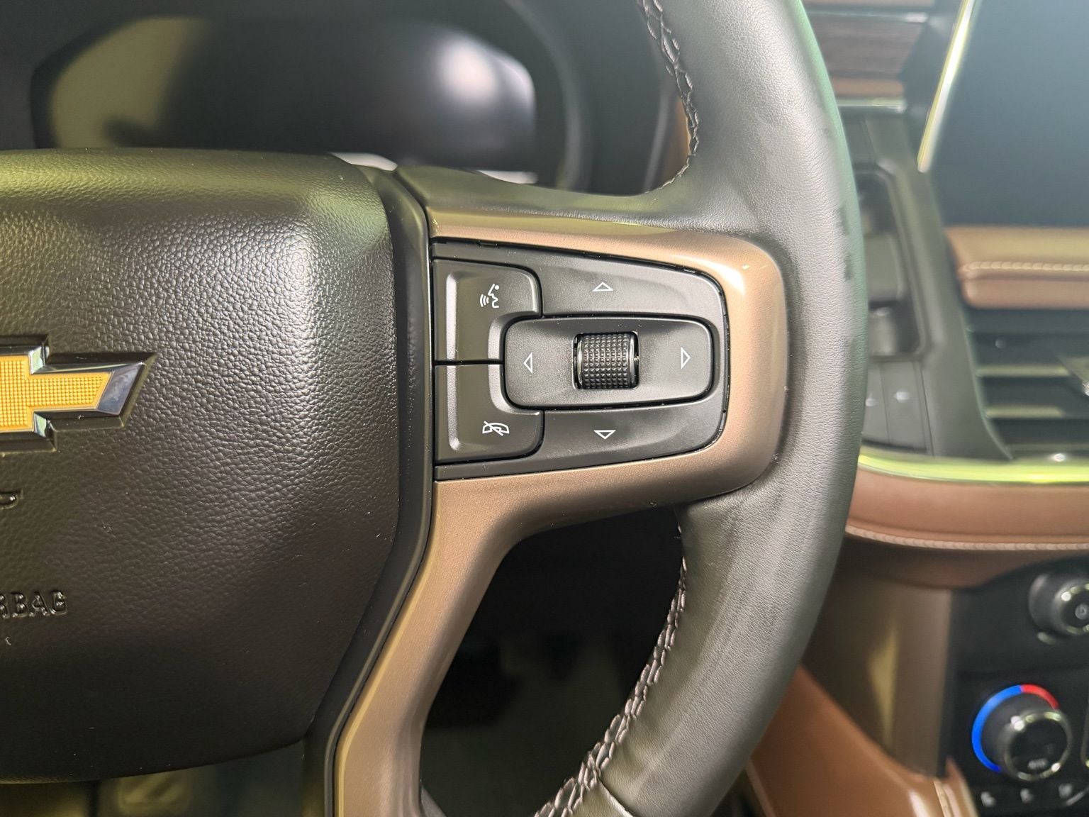 2023 Chevrolet Suburban High Country