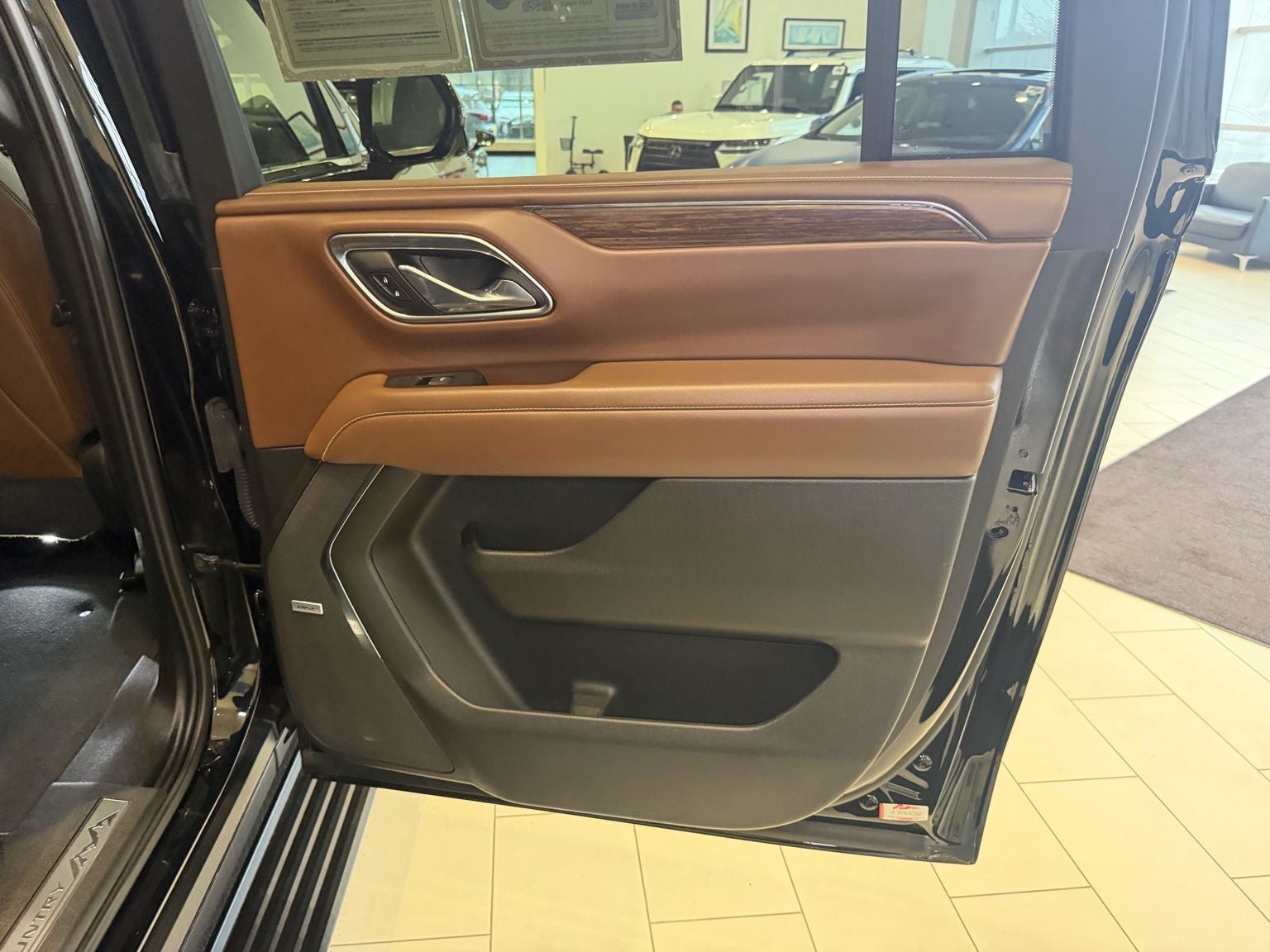 2023 Chevrolet Suburban High Country