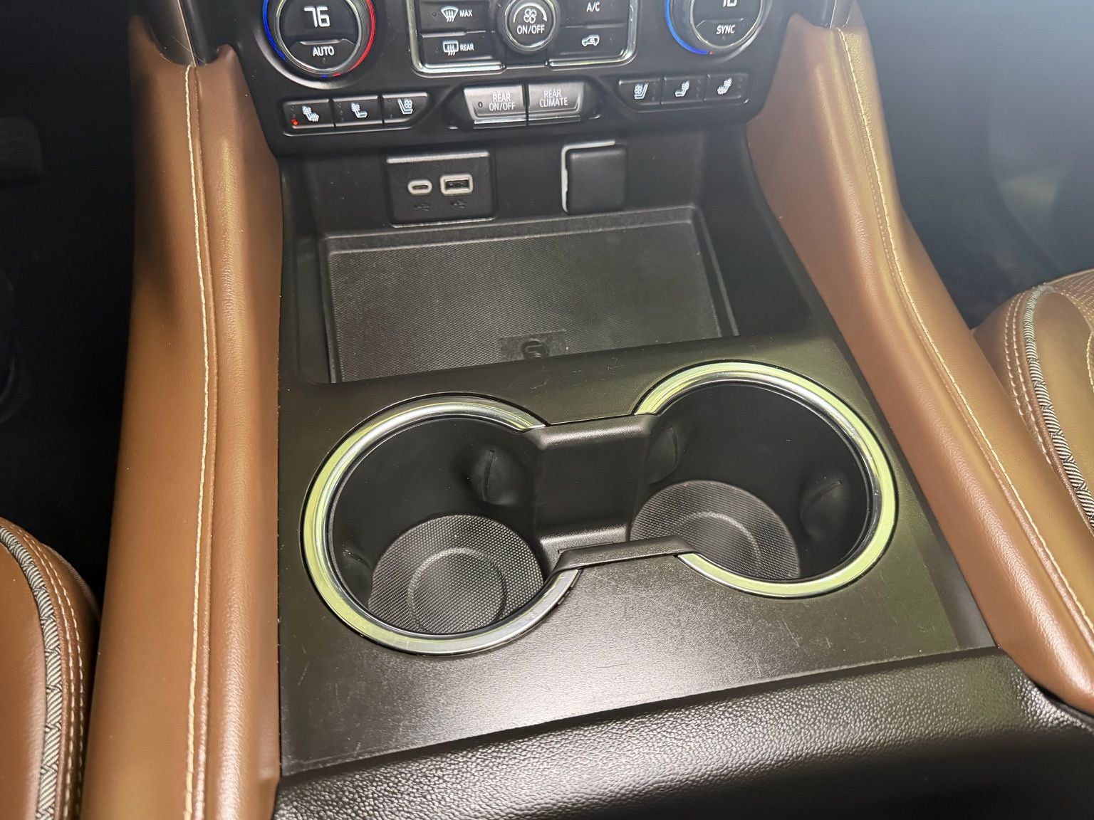 2023 Chevrolet Suburban High Country