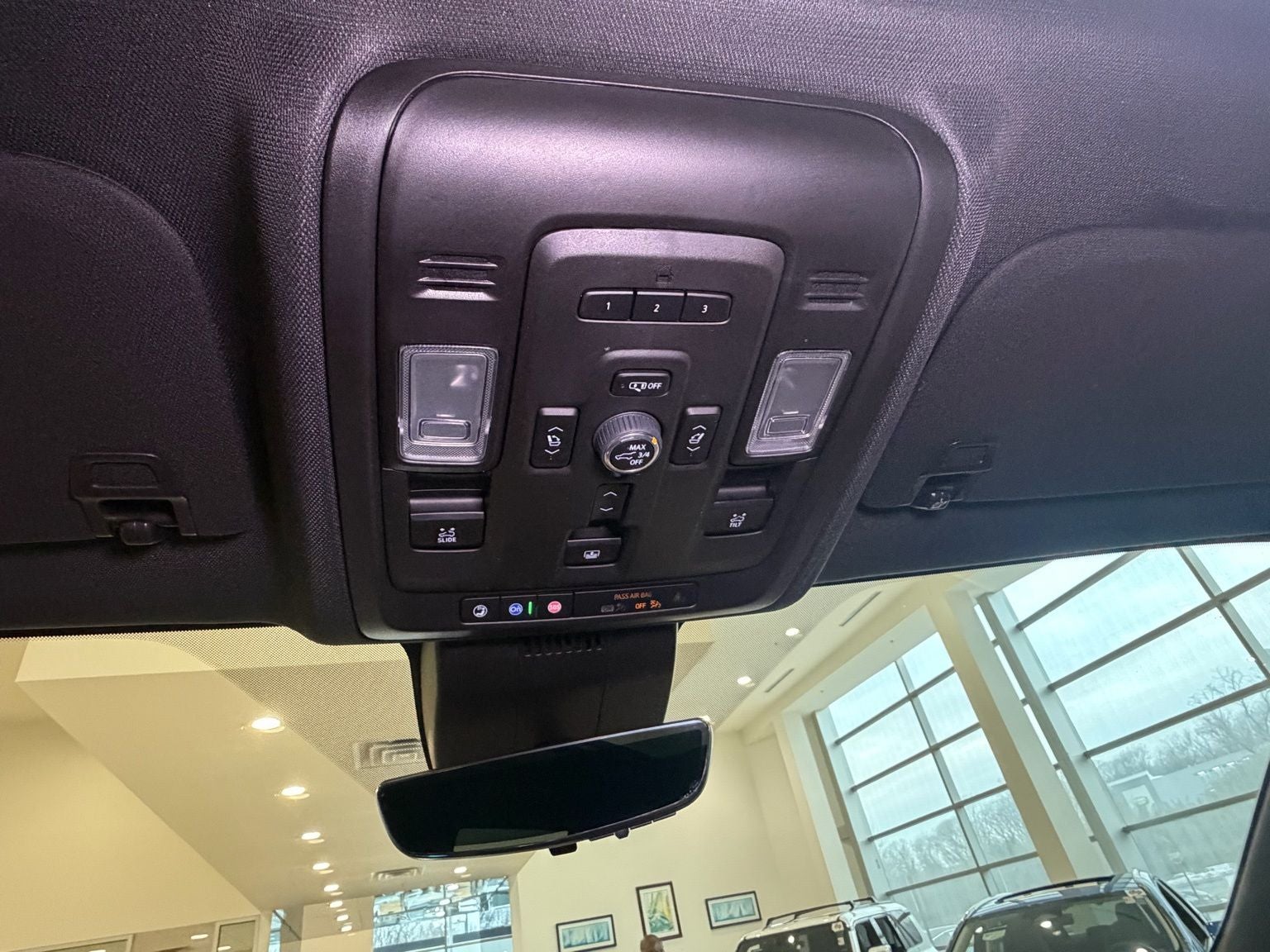 2023 Chevrolet Suburban High Country